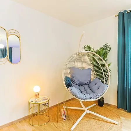 Apartment Le Venise, Parking Prive, Neuf & Spacieux *