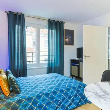 Down-town I Private Parking I Bright * 科尔马