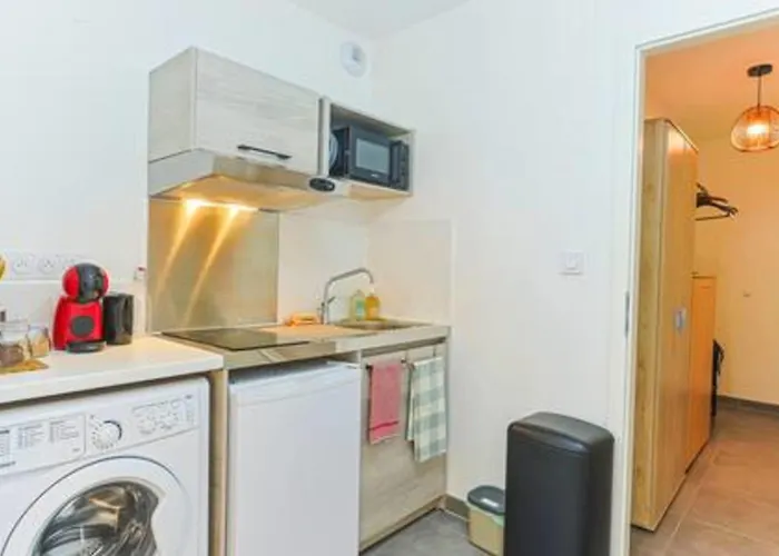 Down-town I Private Parking I Bright *