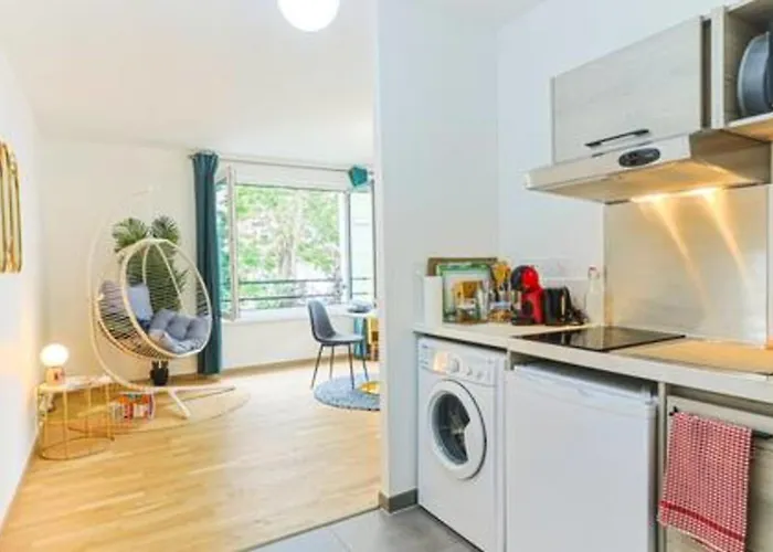 Down-town I Private Parking I Bright *