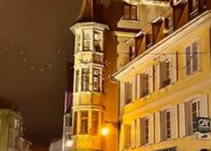 Down-town I Private Parking I Bright